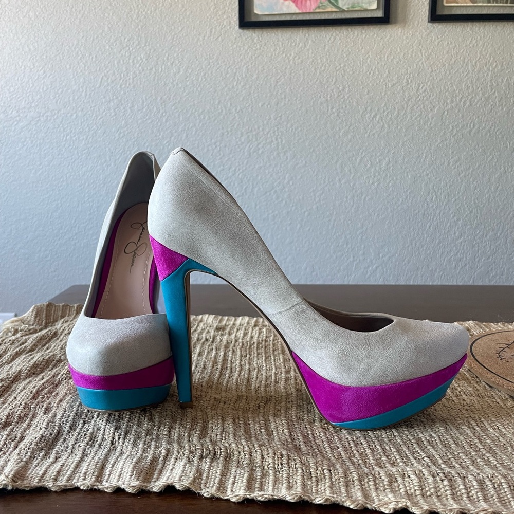 Jessica Simpson Heels. Size 8 1/2. Never worn.